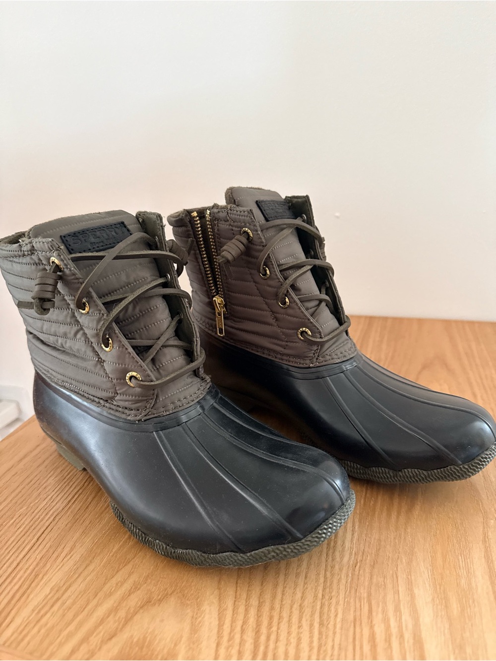 Sperry Black and Olive Green Quilted Waterproof Duck Boots
